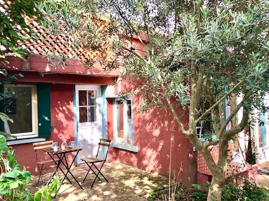 Apartment Charmante Maison Dans Jardin, Calme, 55m2- 2ch, Metro, Tres Proche Paris Vitry-sur-Seine